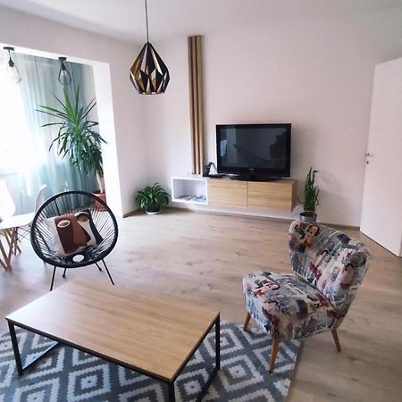Apartman Lena Apartment Tuzla Ngoại thất bức ảnh