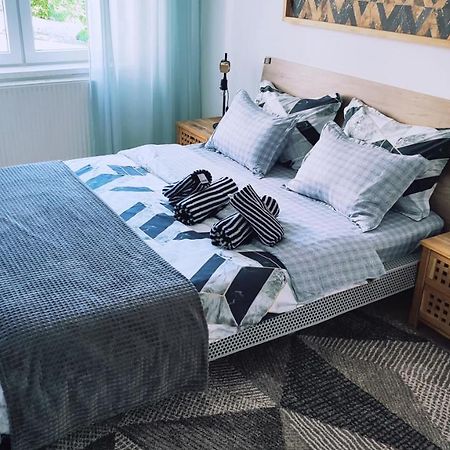Apartman Lena Apartment Tuzla Ngoại thất bức ảnh