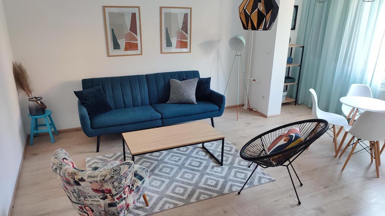 Apartman Lena Apartment Tuzla Ngoại thất bức ảnh