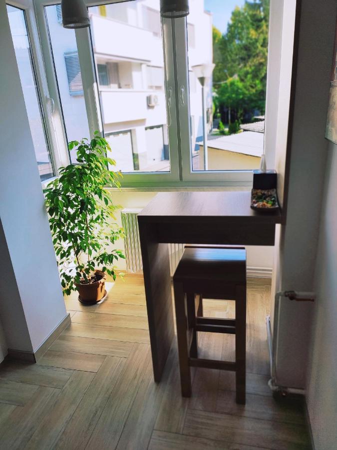 Apartman Lena Apartment Tuzla Ngoại thất bức ảnh